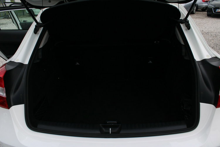 Mercedes GLA 180 F-vat Gwarancja netto 67 398 PLN Salon Polska Automat zdjęcie 25