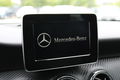 samochód osobowy Mercedes zdjęcie 29