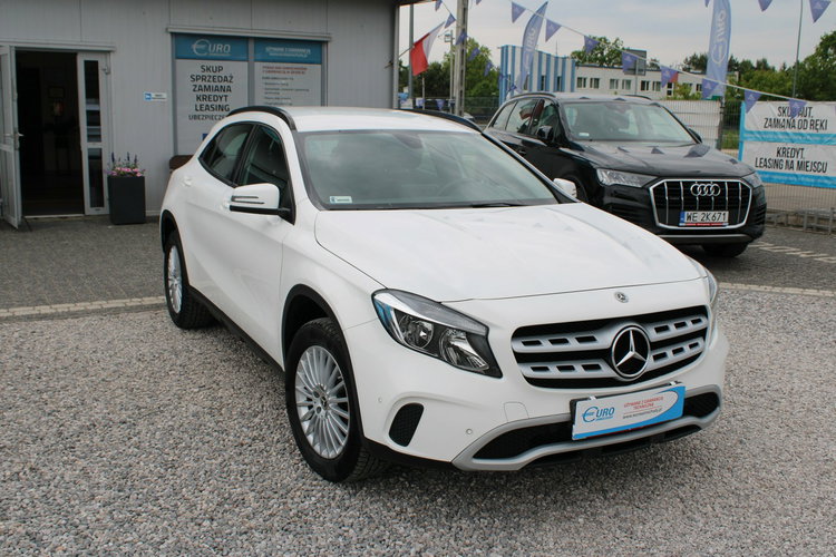 Mercedes GLA 180 F-vat Gwarancja netto 67 398 PLN Salon Polska Automat zdjęcie 3