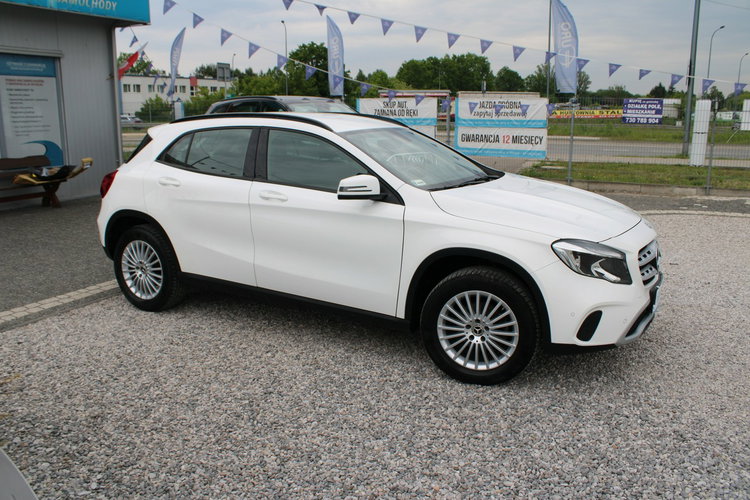 Mercedes GLA 180 F-vat Gwarancja netto 67 398 PLN Salon Polska Automat zdjęcie 4