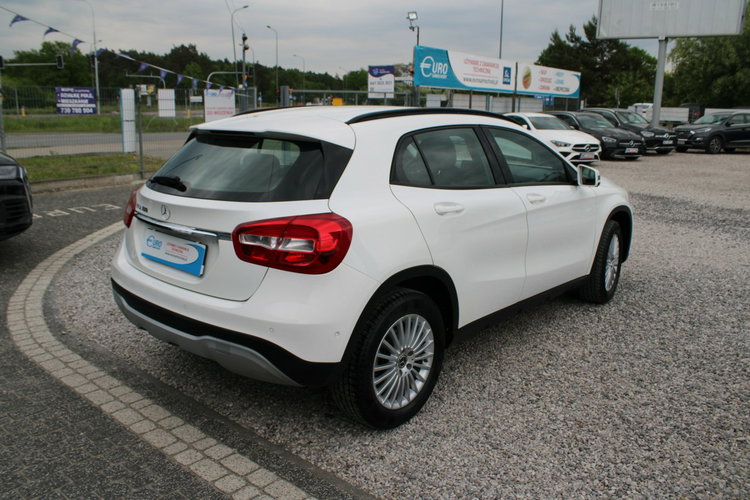 Mercedes GLA 180 F-vat Gwarancja netto 67 398 PLN Salon Polska Automat zdjęcie 5