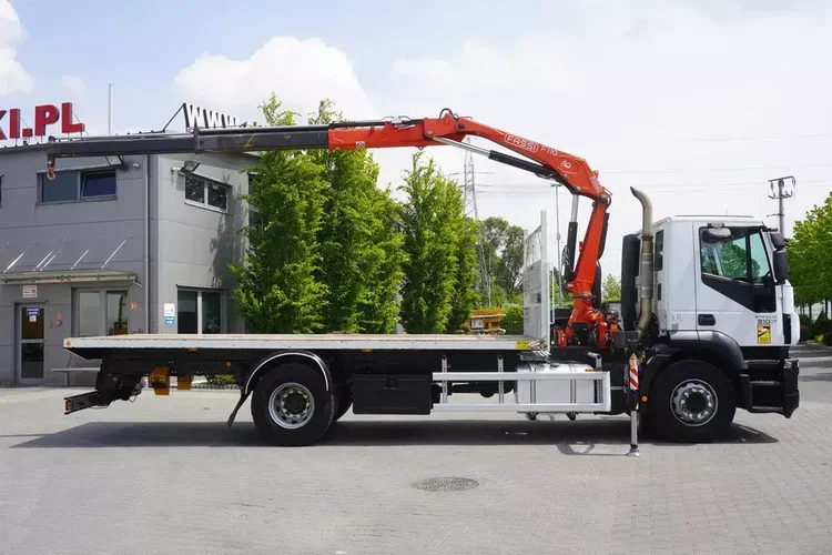 Iveco Stralis 310 E6 / HDS Fassi F110B / 630 MTH / udźwig 4t / 19t zdjęcie 10