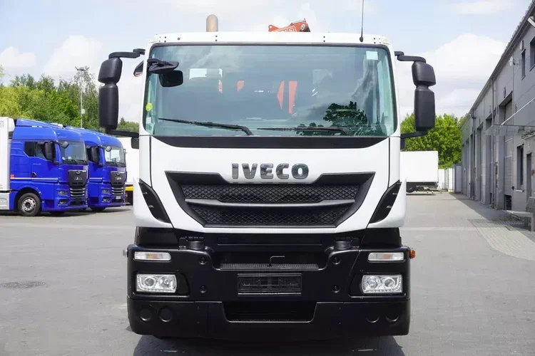 Iveco Stralis 310 E6 / HDS Fassi F110B / 630 MTH / udźwig 4t / 19t zdjęcie 13