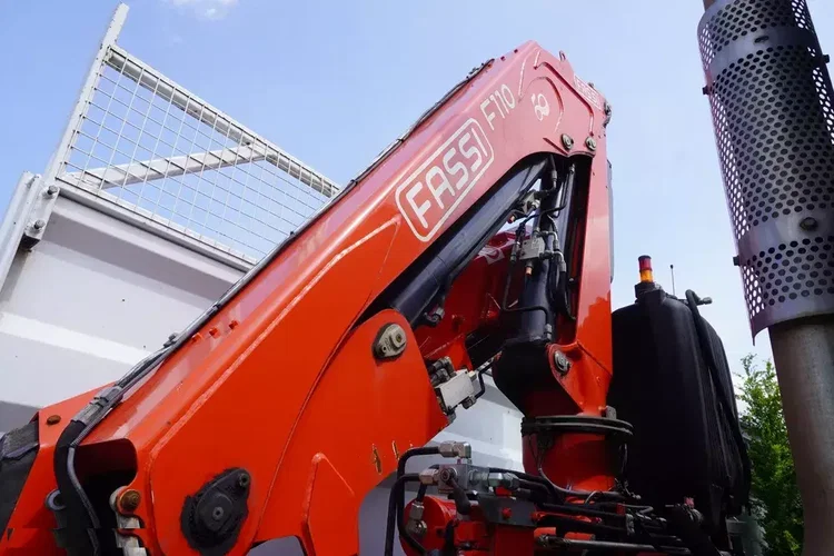 Iveco Stralis 310 E6 / HDS Fassi F110B / 630 MTH / udźwig 4t / 19t zdjęcie 18