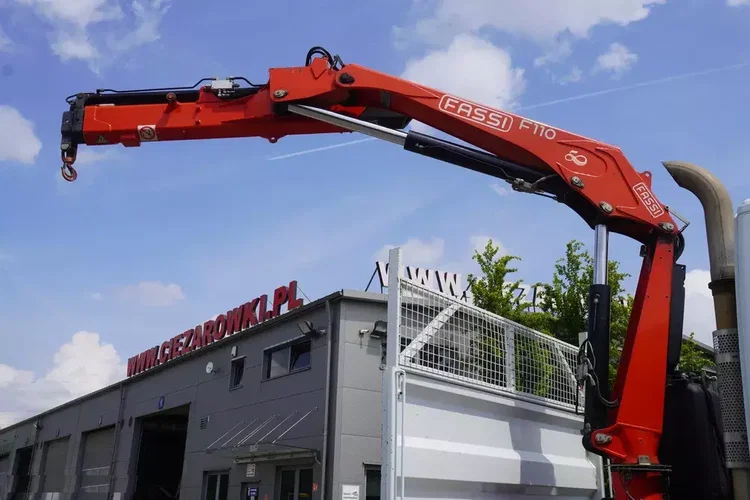 Iveco Stralis 310 E6 / HDS Fassi F110B / 630 MTH / udźwig 4t / 19t zdjęcie 19