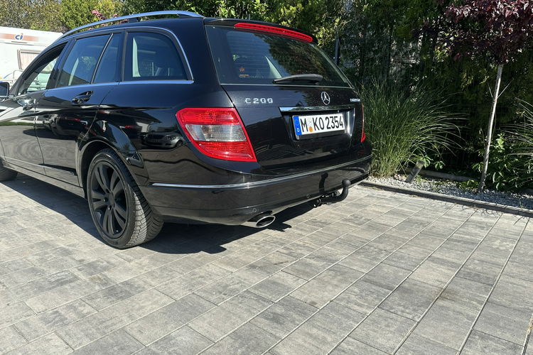 Mercedes C 180 Bardzo zadbana - 100% oryginalny przebieg. zdjęcie 5
