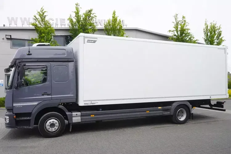 Mercedes Atego 1223 / Kontener 18 EPAL / 2021 / kab. sypialna zdjęcie 2
