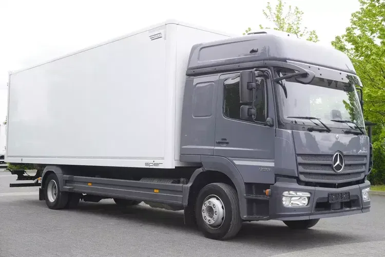 Mercedes Atego 1223 / Kontener 18 EPAL / 2021 / kab. sypialna zdjęcie 9