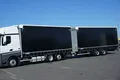 samochód ciężarowy Mercedes zdjęcie 3
