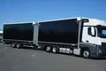 samochód ciężarowy Mercedes zdjęcie 4