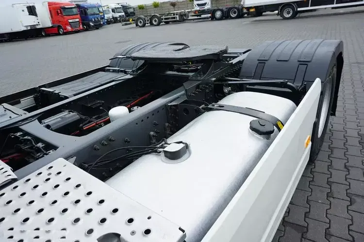 Volvo FH / 460 / EURO 6 / ACC / I -COOL / GLOBETROTTER zdjęcie 33
