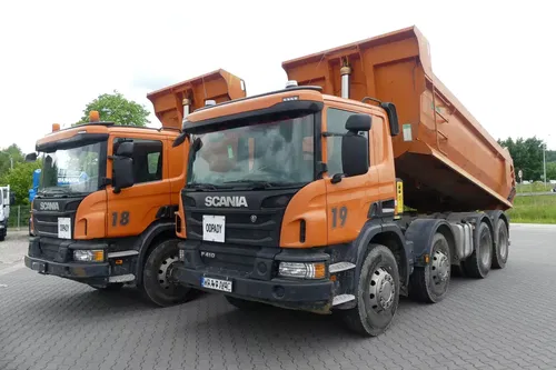 Scania P410 8x4 / WYWROTKA TYLNO ZSYPOWA / SKIBICKI 17m3 /