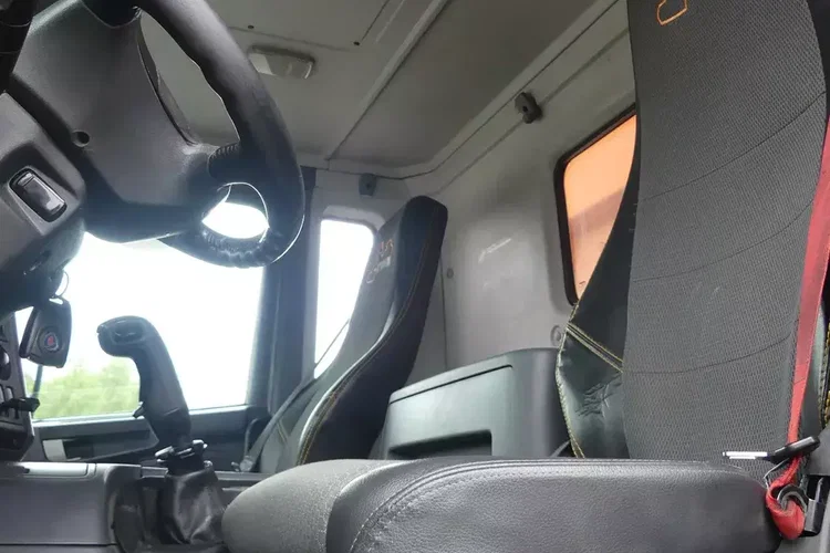 Scania P410 8x4 / WYWROTKA TYLNO ZSYPOWA / SKIBICKI 17m3 / zdjęcie 14