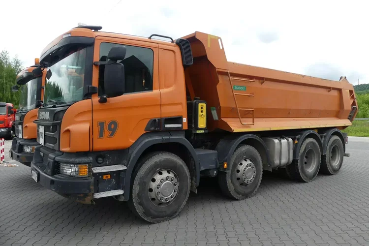 Scania P410 8x4 / WYWROTKA TYLNO ZSYPOWA / SKIBICKI 17m3 / zdjęcie 5