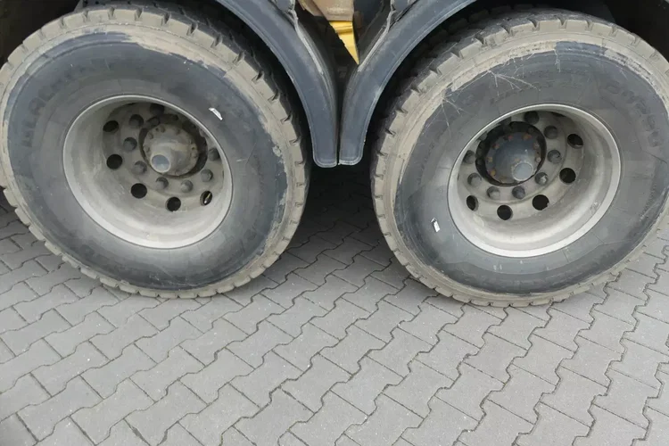 Scania P410 8x4 / WYWROTKA TYLNO ZSYPOWA / SKIBICKI 17m3 / zdjęcie 9