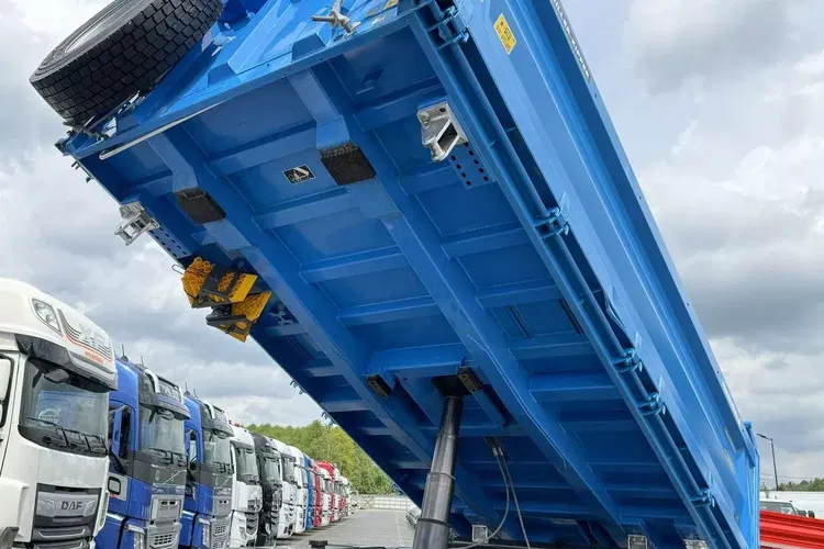 Mercedes Arocs 2640 6x4 3-Stronny Meiller-Kipper Mały Przebieg 99tys/km zdjęcie 8