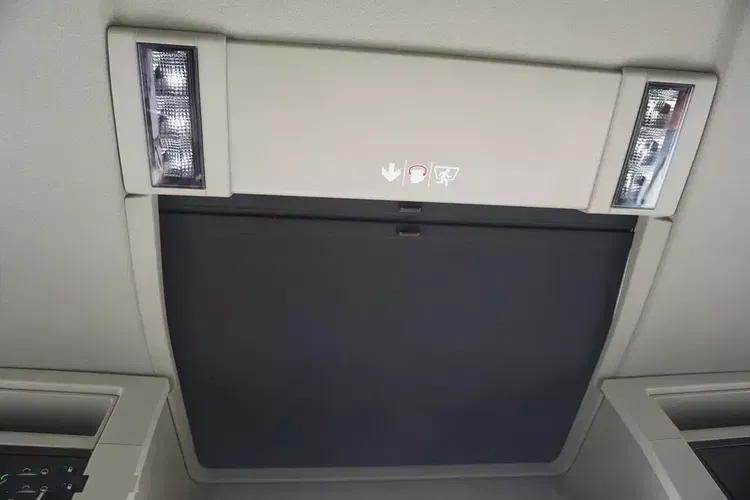 Volvo FH 500 / Hakowiec VDL 21 ton / 2022 / 3. oś skrętna zdjęcie 23