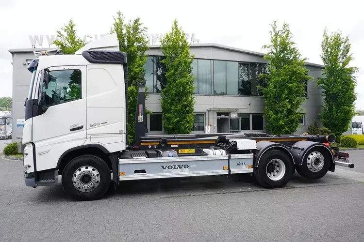 Volvo FH 500 / Hakowiec VDL 21 ton / 2022 / 3. oś skrętna zdjęcie 3