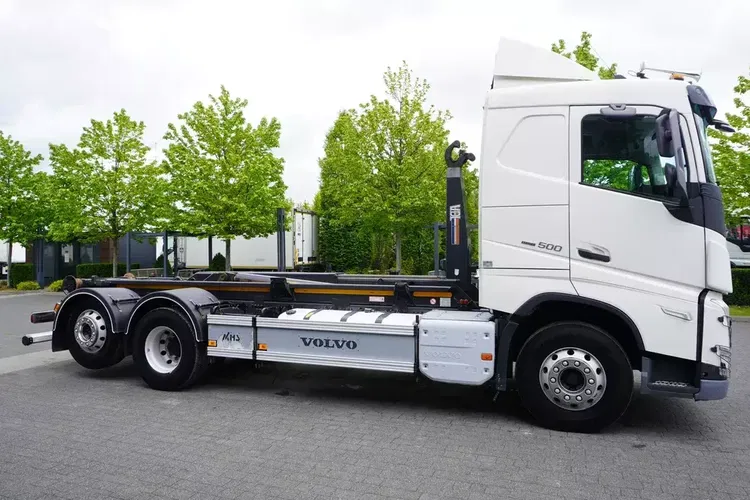 Volvo FH 500 / Hakowiec VDL 21 ton / 2022 / 3. oś skrętna zdjęcie 9