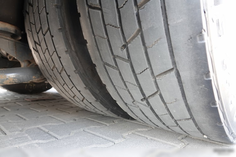 DAF XF 480 / ZESTAW TANDEM / 120 M3 / PRZEJAZDOWY / KLIMA POSTOJOWA / WIELTON /  2019 ROK / PO KONTRAKCIE SERWISOWYM zdjęcie 37