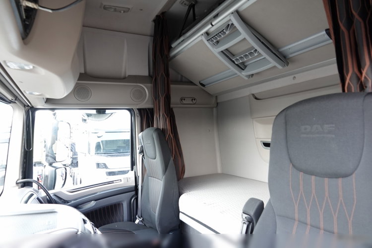 DAF XF 480 / ZESTAW TANDEM / 120 M3 / PRZEJAZDOWY / KLIMA POSTOJOWA / WIELTON /  2019 ROK / PO KONTRAKCIE SERWISOWYM zdjęcie 46