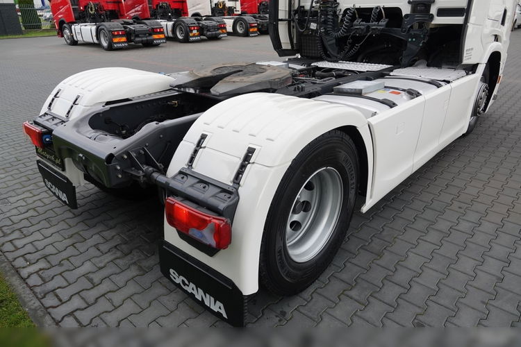 Scania R 450 / KLIMA POSTOJOWA / RETARDER / OPONY 100%  / PO KONTRAKCIE SERWISOWYM zdjęcie 16