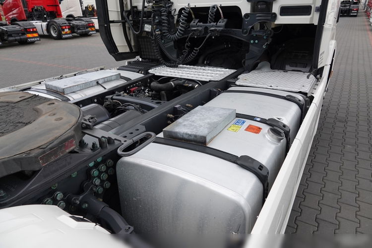 Scania R 450 / KLIMA POSTOJOWA / RETARDER / OPONY 100%  / PO KONTRAKCIE SERWISOWYM zdjęcie 17