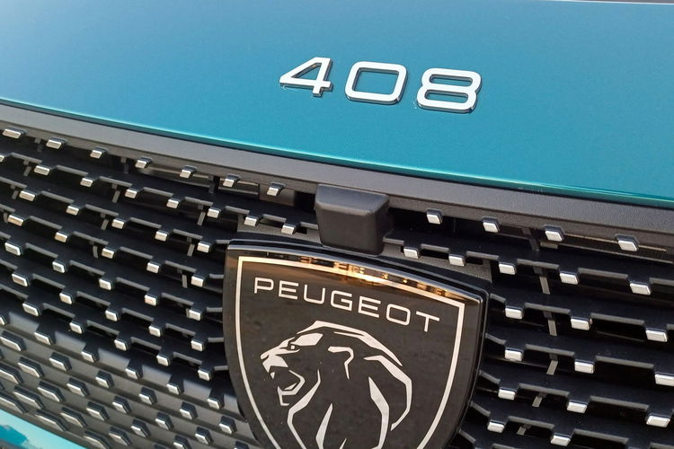 Peugeot 408 R4 1.6l PHEV 225 KM Plug-In Hybrid Przebieg: 9800 km zdjęcie 11