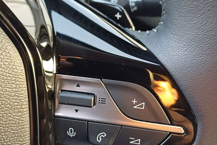 Peugeot 408 R4 1.6l PHEV 225 KM Plug-In Hybrid Przebieg: 9800 km zdjęcie 26