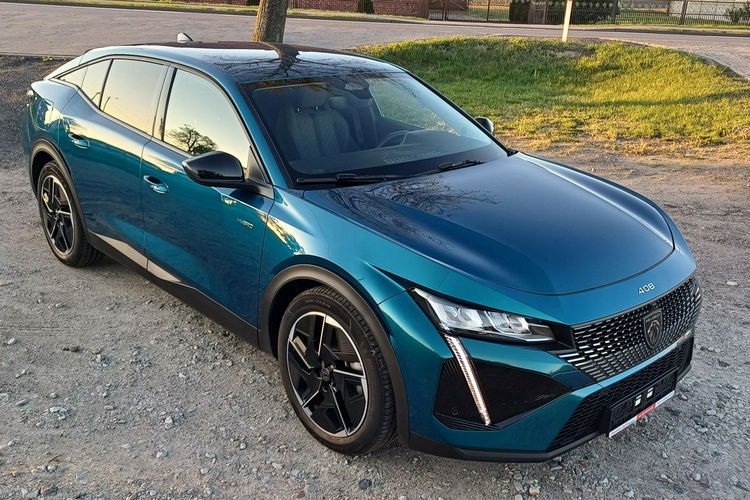 Peugeot 408 R4 1.6l PHEV 225 KM Plug-In Hybrid Przebieg: 9800 km zdjęcie 4