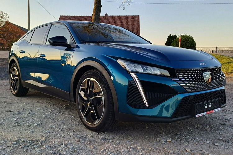 Peugeot 408 R4 1.6l PHEV 225 KM Plug-In Hybrid Przebieg: 9800 km zdjęcie 5