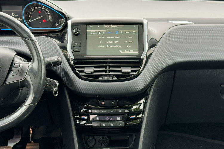 Peugeot 2008 Panorama Benzyna Gwarancja zdjęcie 22