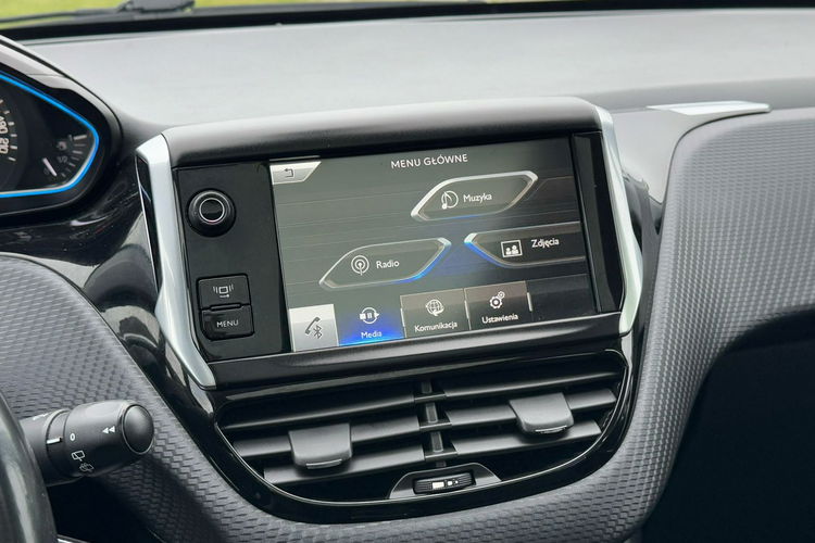 Peugeot 2008 Panorama Benzyna Gwarancja zdjęcie 23