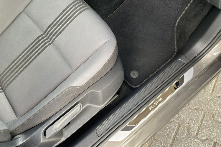 Volkswagen Golf +ALLSTAR+Podgrze Fotele+Polecenia głosowe+Tempomat zdjęcie 37