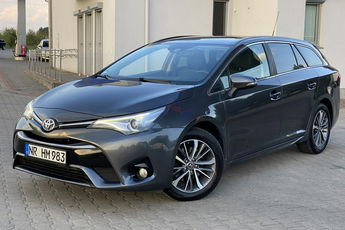 Toyota Avensis +Navi+RADAR+Kamera cofania+Podg. Fotele+System PCS+System LDA