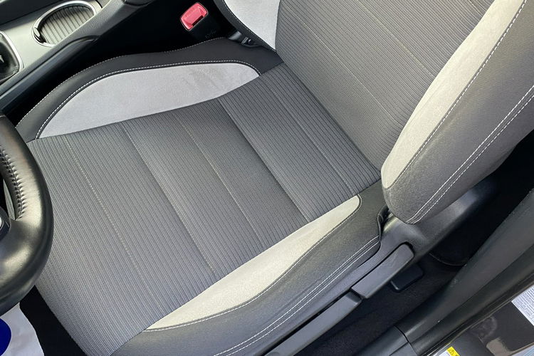 Toyota Avensis +Navi+RADAR+Kamera cofania+Podg. Fotele+System PCS+System LDA zdjęcie 19