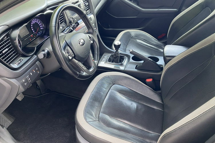 Kia Optima +LIFT+LEDY przód i tył+PODGRZEWANE i WENTYLOWANE fotele+SKÓRA+tempomat zdjęcie 17