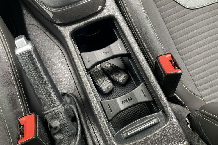 Ford Focus LEDY+El. Fatel+Podgrzew. fotel+Nawigacja+Czuj. Parkowania+Półskóry zdjęcie 35