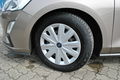 samochód osobowy Ford zdjęcie 23