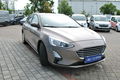 samochód osobowy Ford zdjęcie 4
