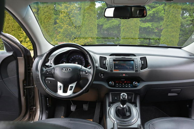 Kia Sportage Panorama Navi Kamera Skóry Ledy Bi-Xenon Keyless go Niemiec zdjęcie 23
