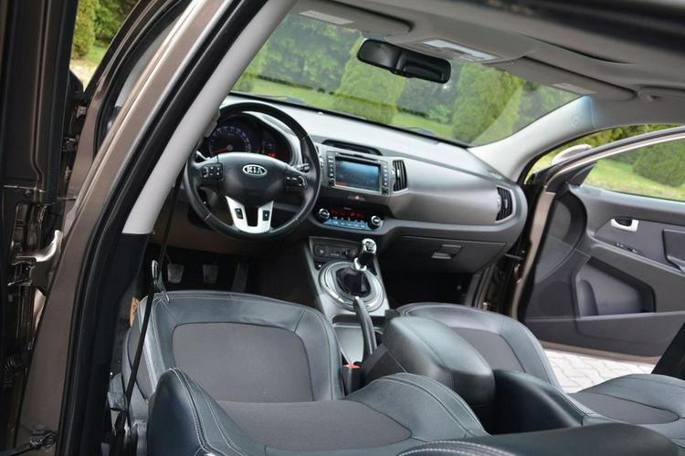 Kia Sportage Panorama Navi Kamera Skóry Ledy Bi-Xenon Keyless go Niemiec zdjęcie 24