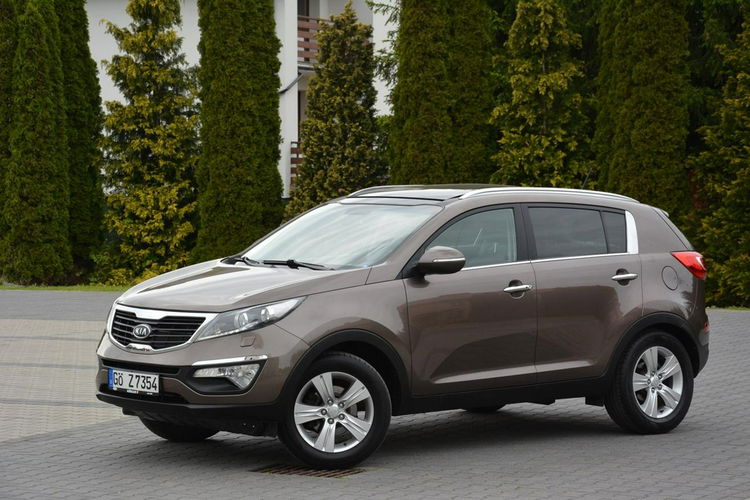 Kia Sportage Panorama Navi Kamera Skóry Ledy Bi-Xenon Keyless go Niemiec zdjęcie 3