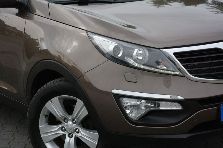 Kia Sportage Panorama Navi Kamera Skóry Ledy Bi-Xenon Keyless go Niemiec zdjęcie 9
