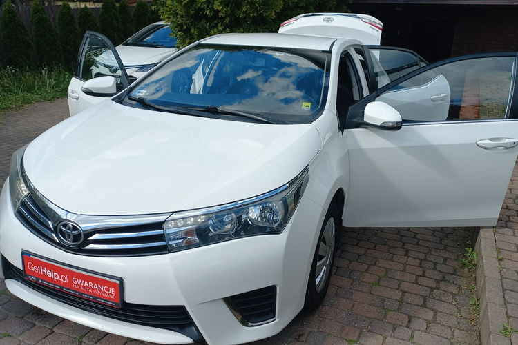 Toyota Corolla SALON POLSKA FV23% 1 WŁAŚCICIEL D4D KAMERA COFANIA 32.5 NETTO zdjęcie 3
