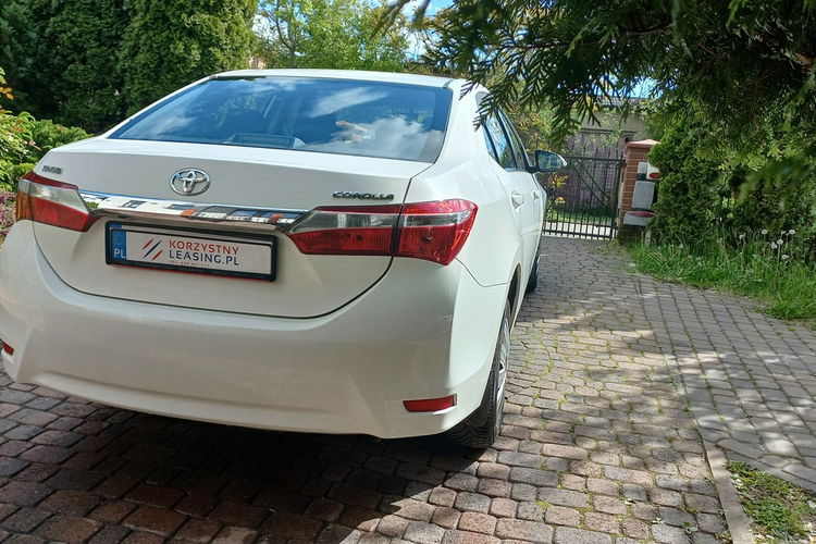 Toyota Corolla SALON POLSKA FV23% 1 WŁAŚCICIEL D4D KAMERA COFANIA 32.5 NETTO zdjęcie 37