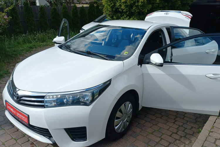 Toyota Corolla SALON POLSKA FV23% 1 WŁAŚCICIEL D4D KAMERA COFANIA 32.5 NETTO zdjęcie 38