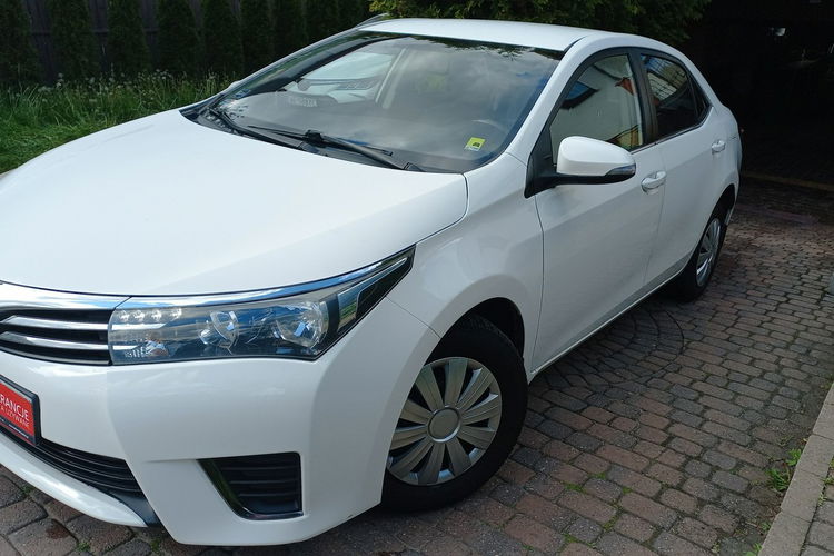 Toyota Corolla SALON POLSKA FV23% 1 WŁAŚCICIEL D4D KAMERA COFANIA 32.5 NETTO zdjęcie 9