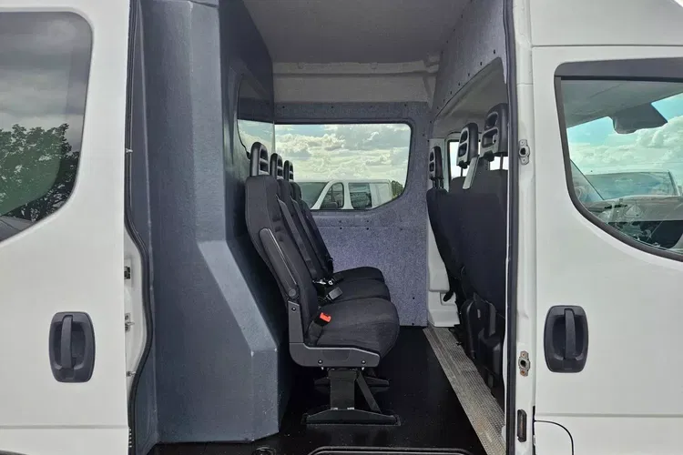 Iveco 35s16 L3H2 104900zł NETTO Brygadówka 6-cio osobowa 2.3HPi/160KM zdjęcie 28
