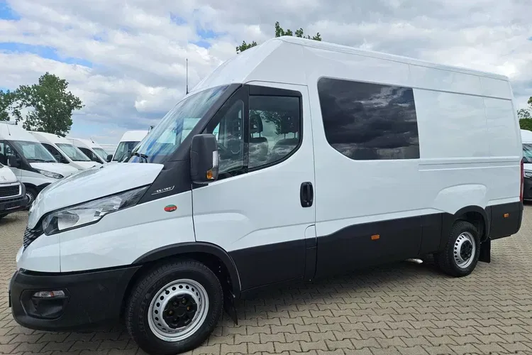 Iveco 35s16 L3H2 104900zł NETTO Brygadówka 6-cio osobowa 2.3HPi/160KM zdjęcie 5